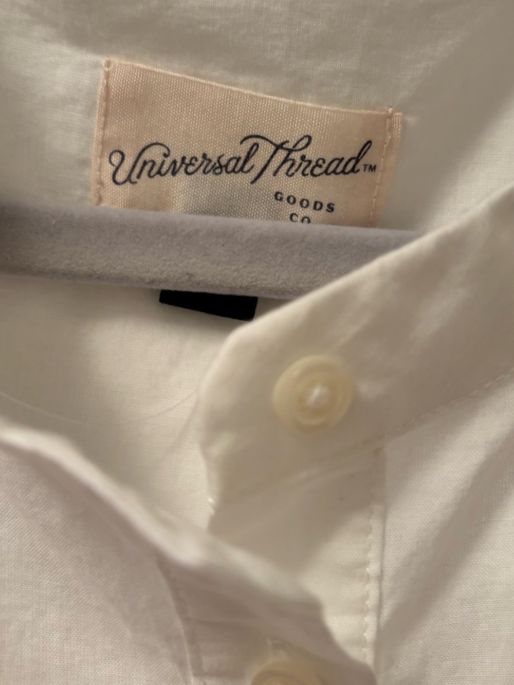 Universal Thread White Button-Up Collared Shirt - Picture 2 of 6